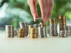 富達投資重組技術與產品交付團隊，將裁撤800人優化架構